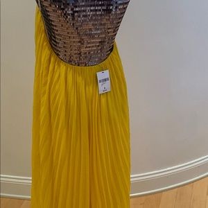 Forever 21 Dresses - Bright Yellow Dress! Forever 21 Dresses - Bright Yellow Dress!